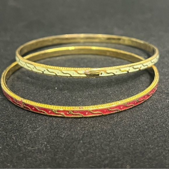 vintage red green gold tone bangles 2.5 inches boho gypsy - Picture 1 of 3